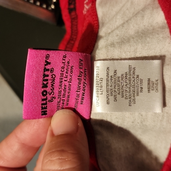 Hello Kitty snow cute Christmas holiday long sleeve shirt Size L 10-12 - Picture 11 of 11